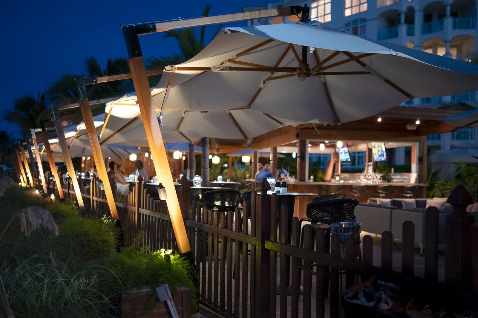 Seven Stars Resort and Spa, eat & drink