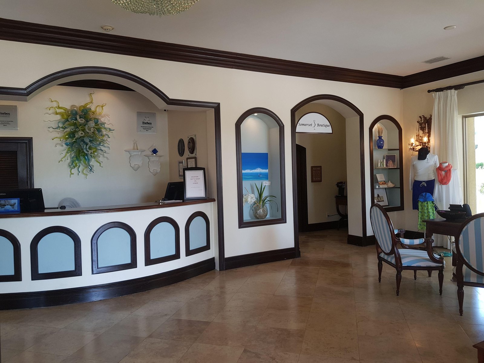 The Somerset on Grace Bay, vibe