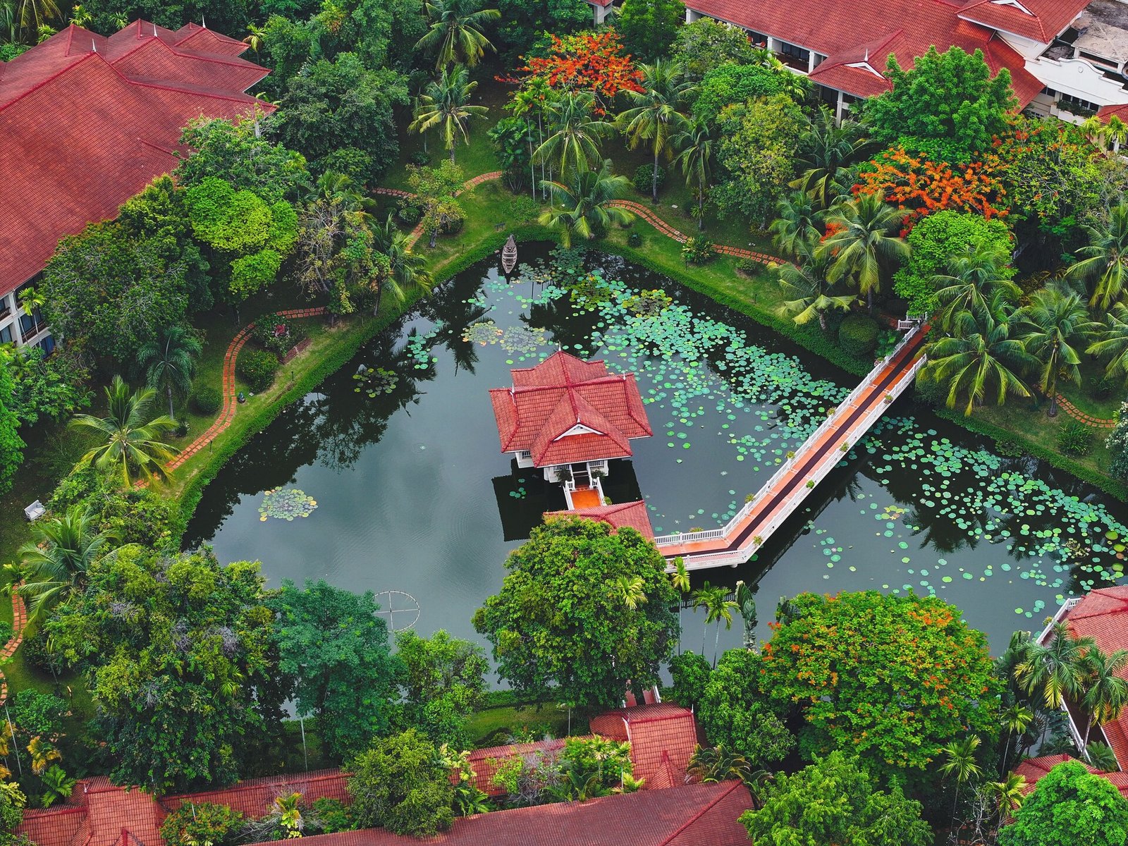 Sofitel Angkor Phokeethra Golf & Spa Resort, vibe