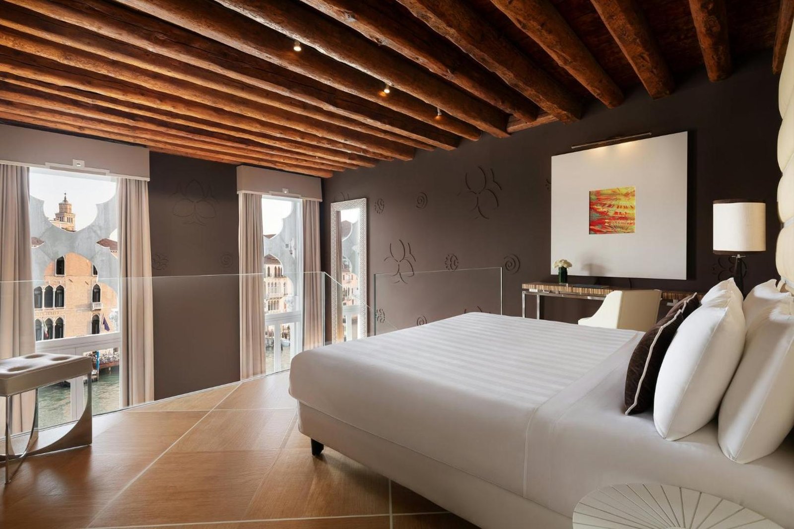 Sina Centurion Palace, rooms