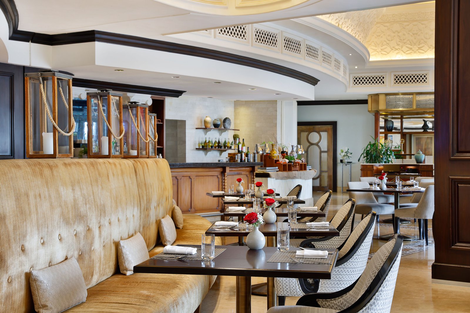 The St. Regis Abu Dhabi, eat & drink