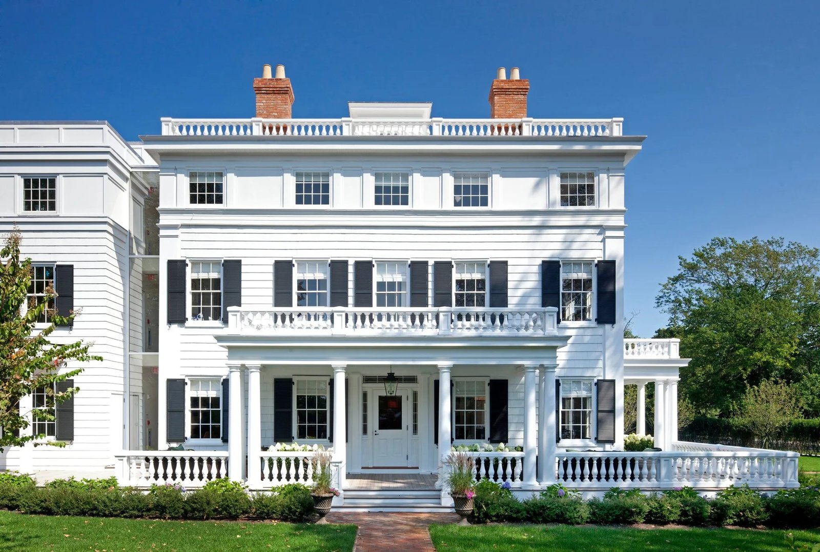 Topping Rose House
