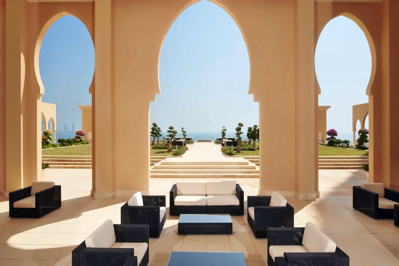 The St. Regis Doha, vibe
