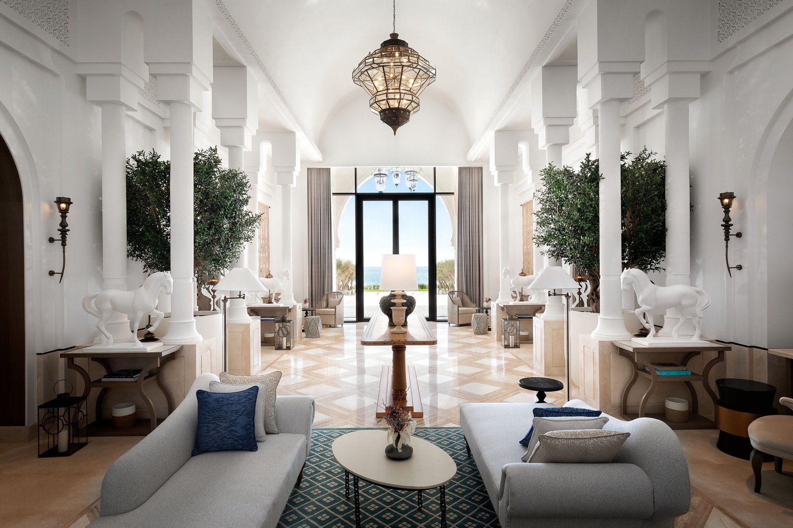 The St. Regis La Bahia Blanca Resort, Tamuda Bay, vibe