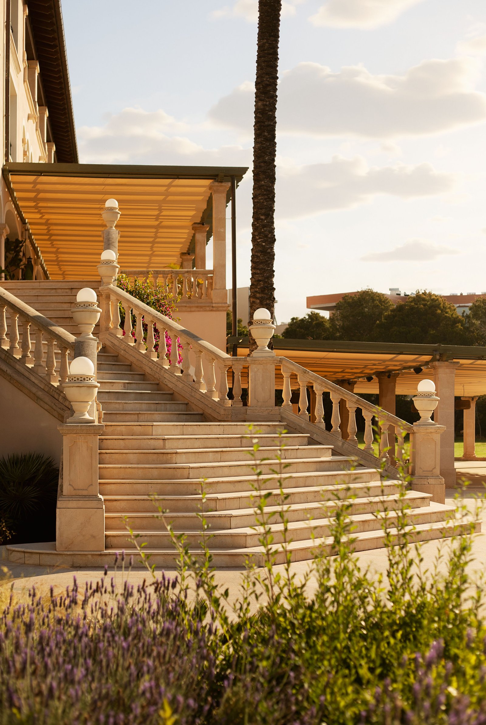 St Regis Mardavall Mallorca Resort, vibe