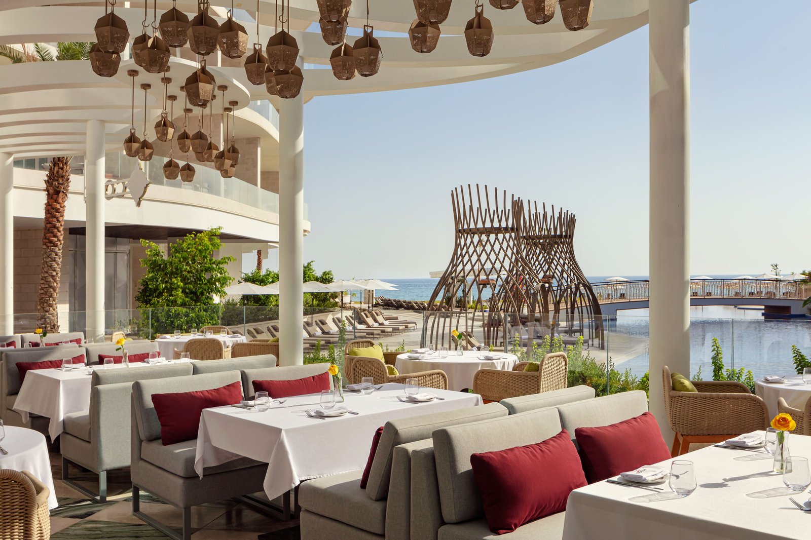 The St. Regis Al Mouj Muscat Resort, eat & drink