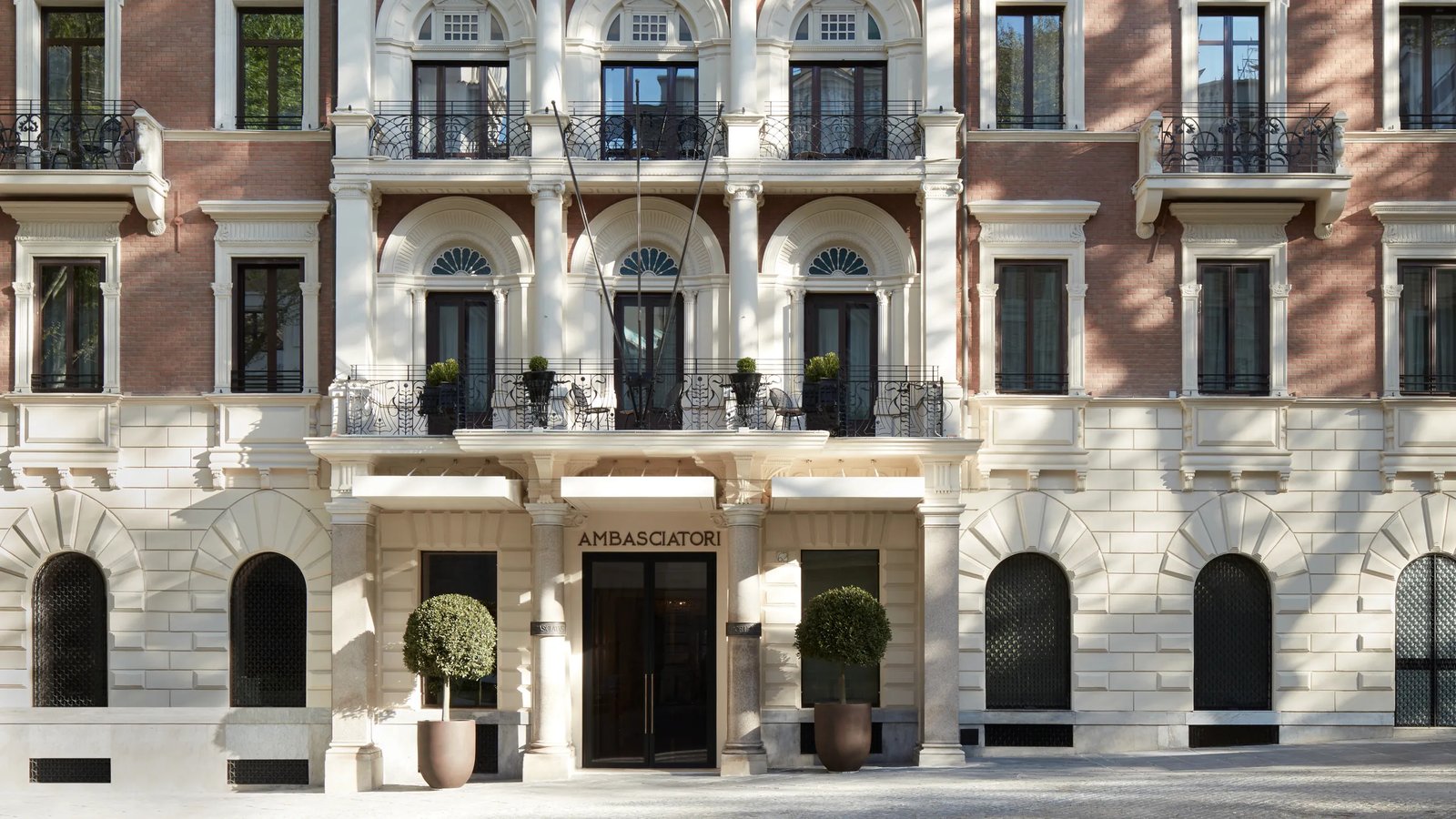 InterContinental Rome Ambasciatori Palace — backstory