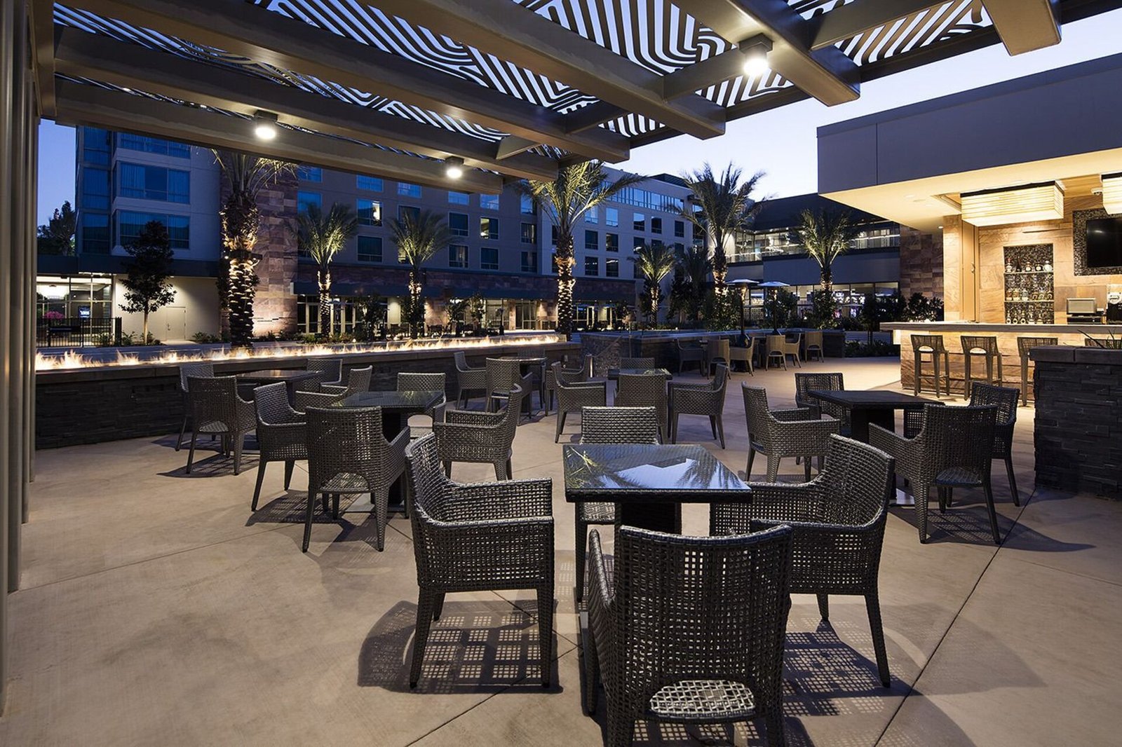 Viejas Casino & Resort, at the table