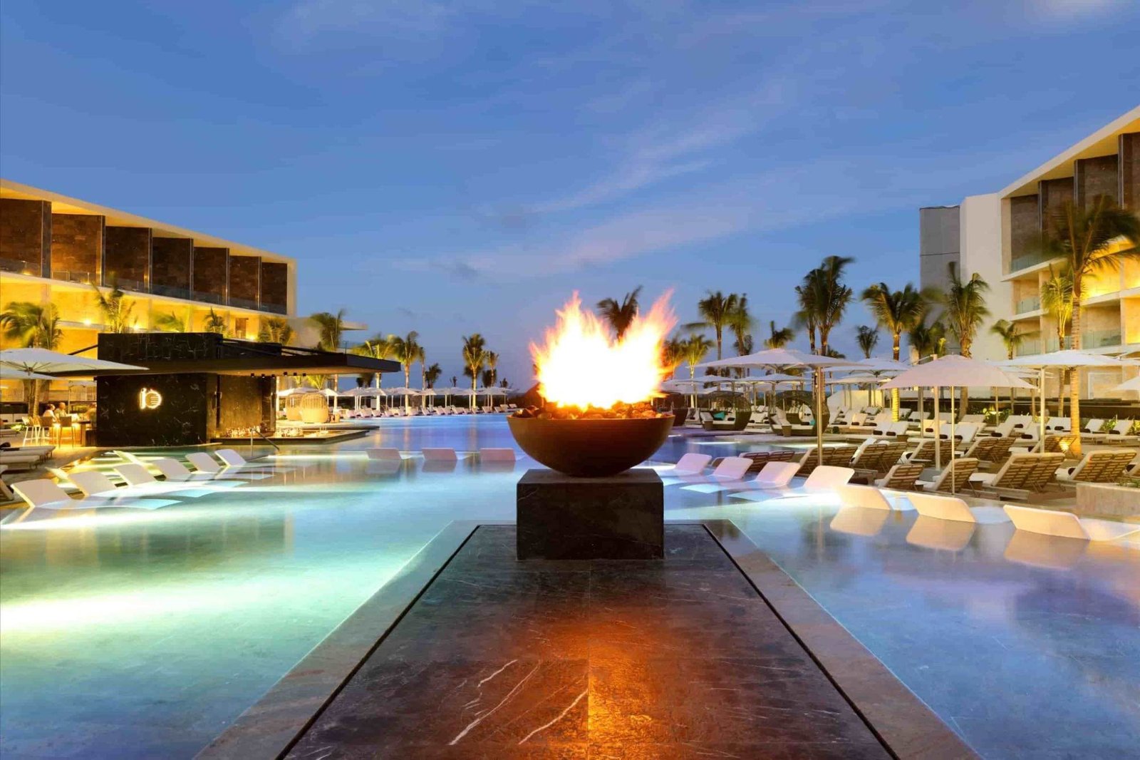 TRS Coral Hotel, vibe