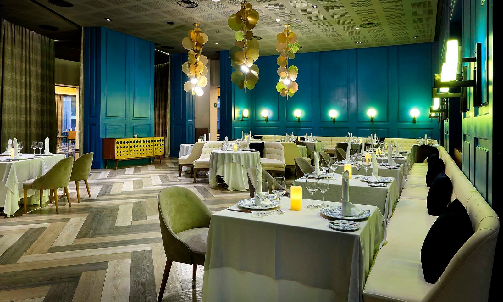 TRS Coral Hotel, eat & drink