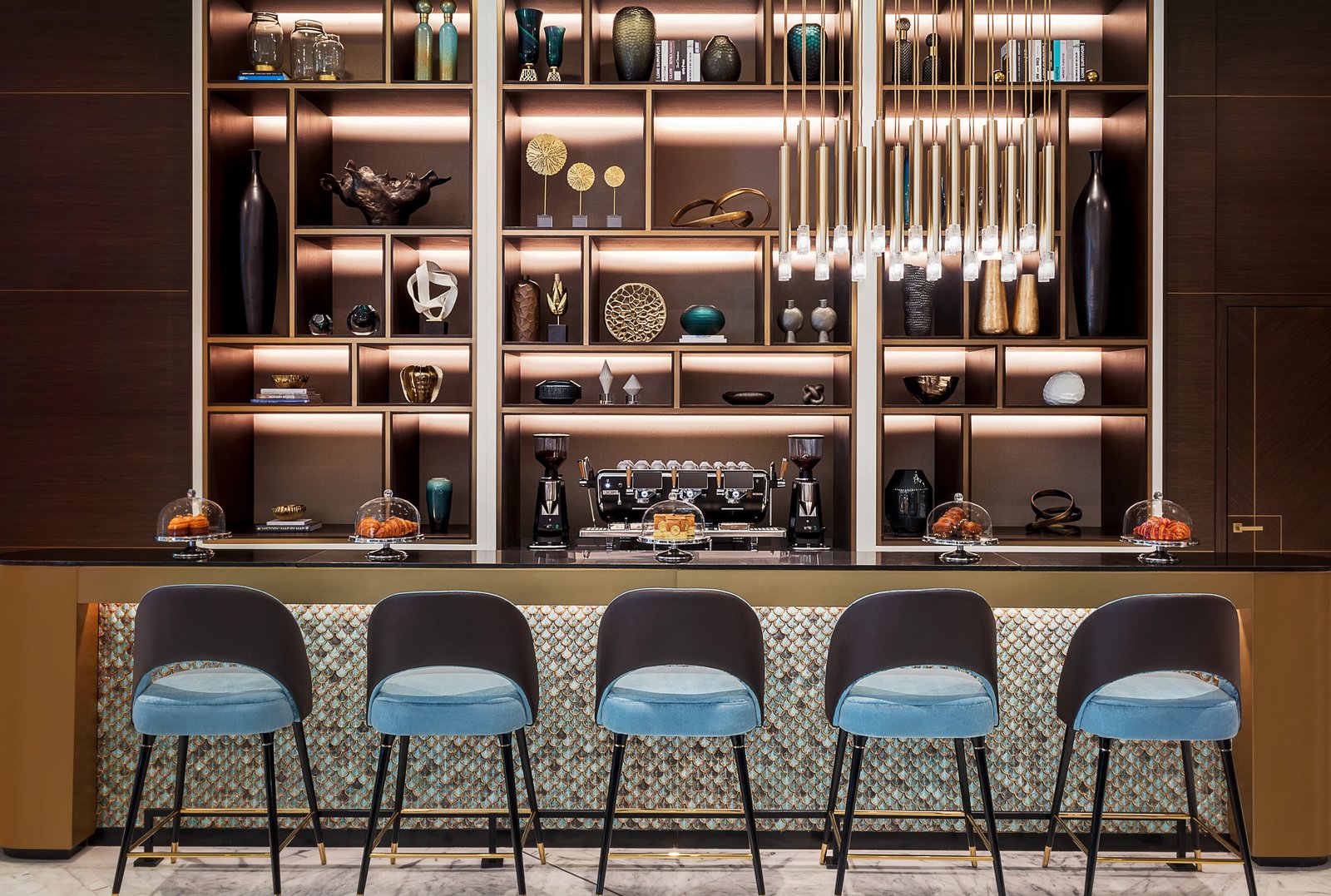 Waldorf Astoria Kuwait, peacock alley