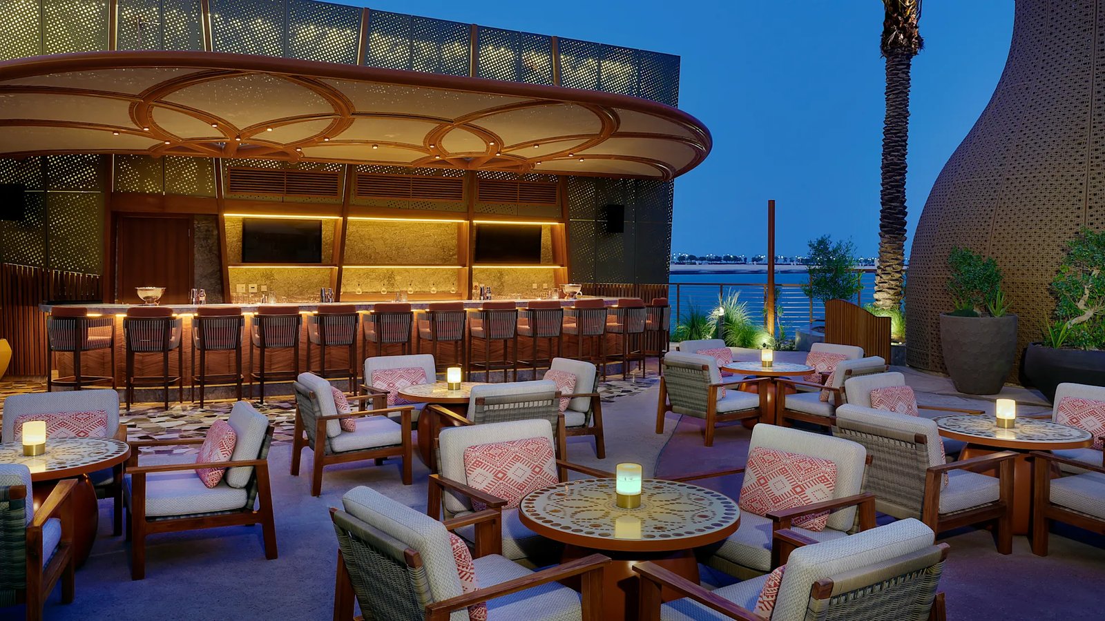 Waldorf Astoria Doha Lusail, eat & drink