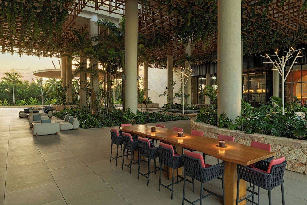W Punta Cana, Adult All-Inclusive, vibe