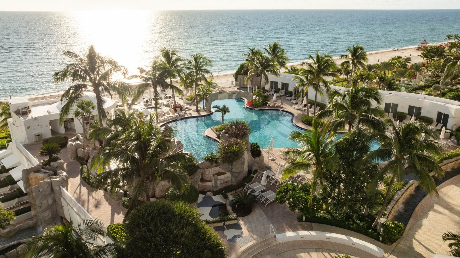Trump International Beach Resort
