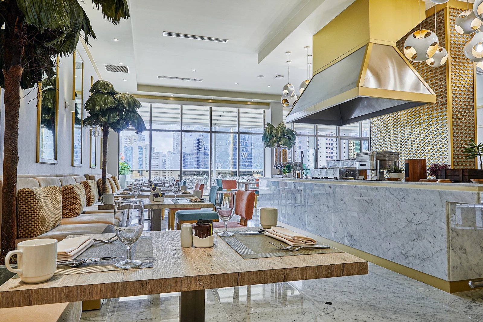 Waldorf Astoria Panama, matiz