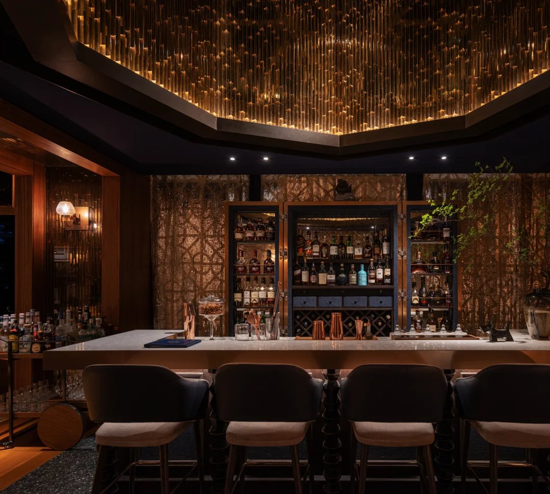 Waldorf Astoria Xiamen, at the table