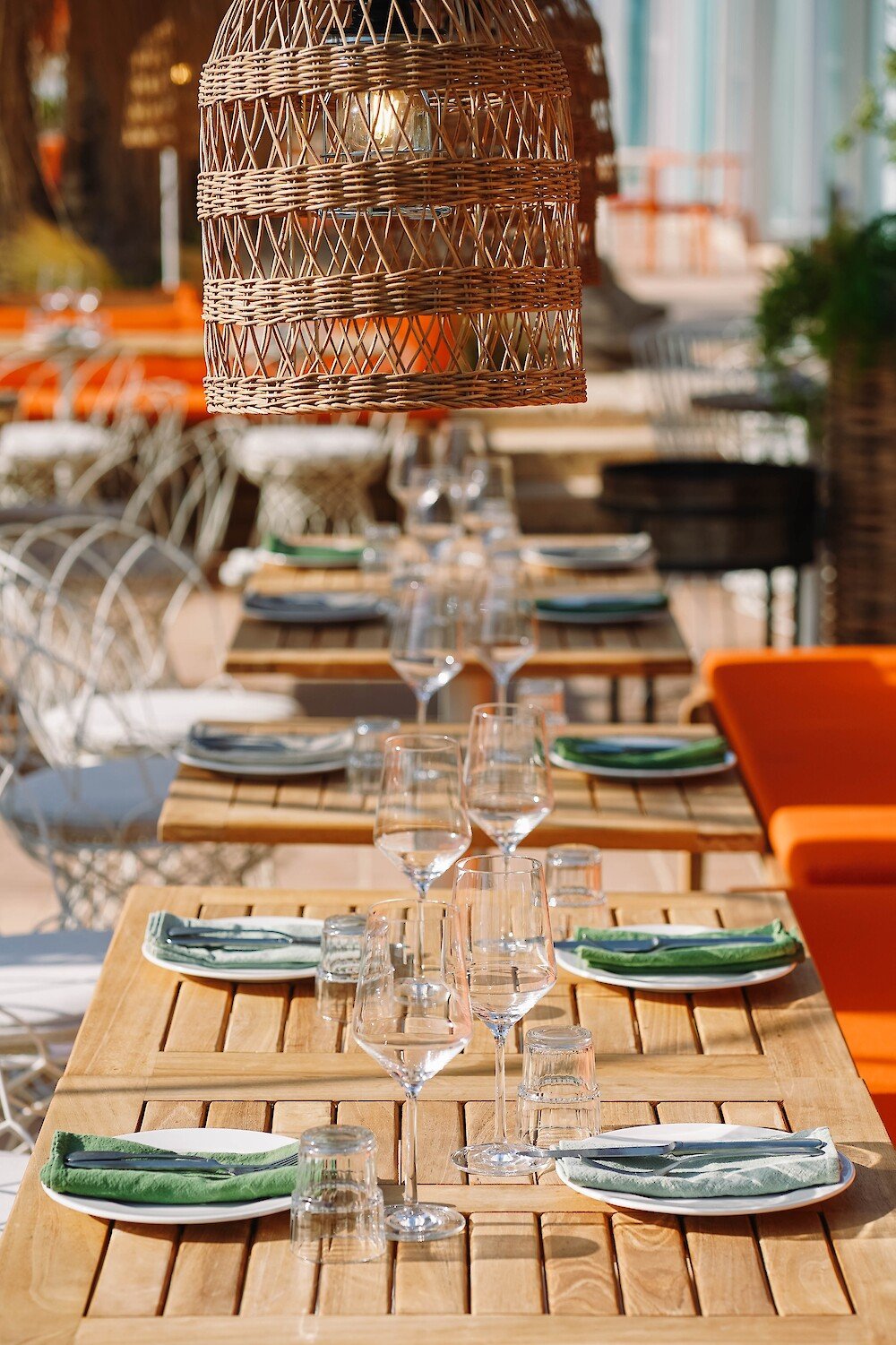 Bikini Island & Mountain Hotel Es Trenc, eat & drink