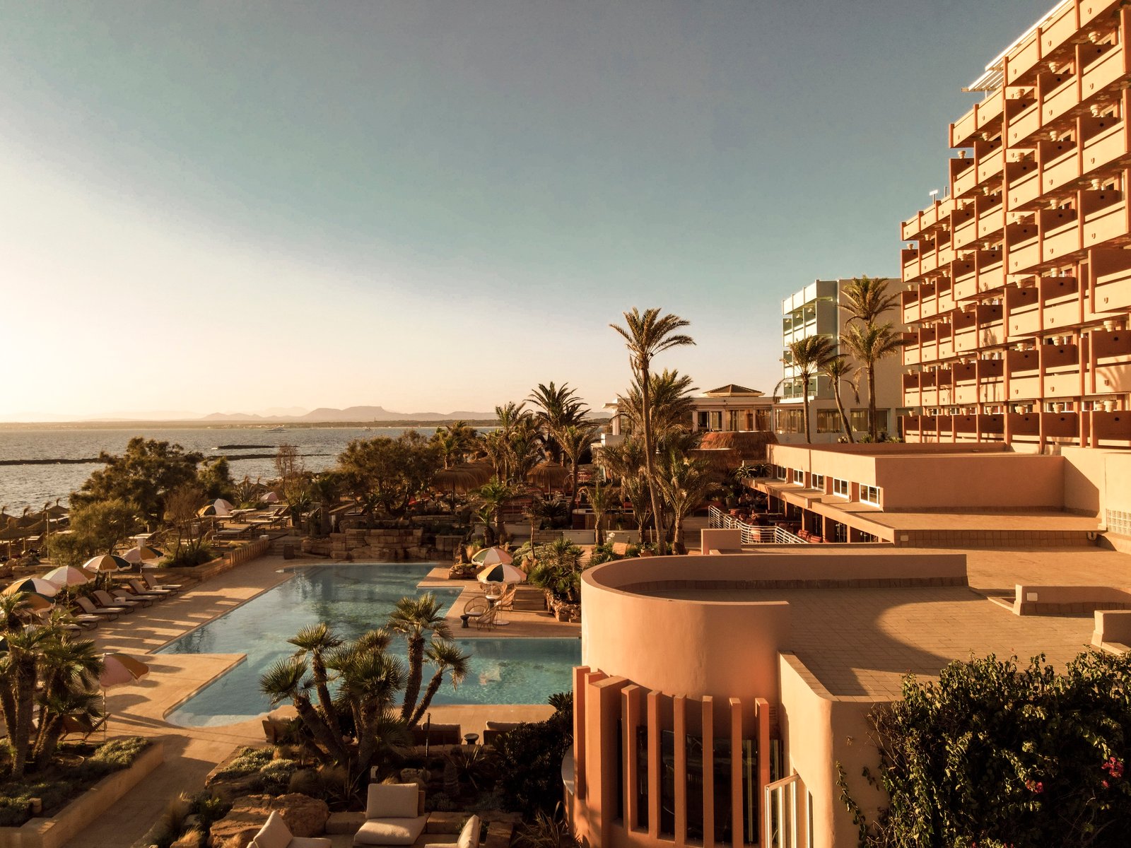 Bikini Island & Mountain Hotel Es Trenc