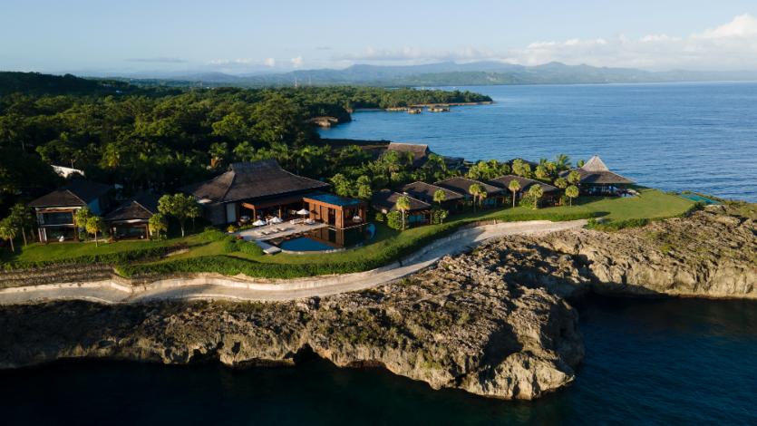 ÀNI Dominican Republic, backstory