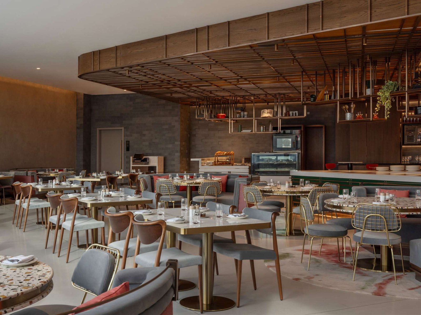 SO/ Uptown Dubai, eat & drink