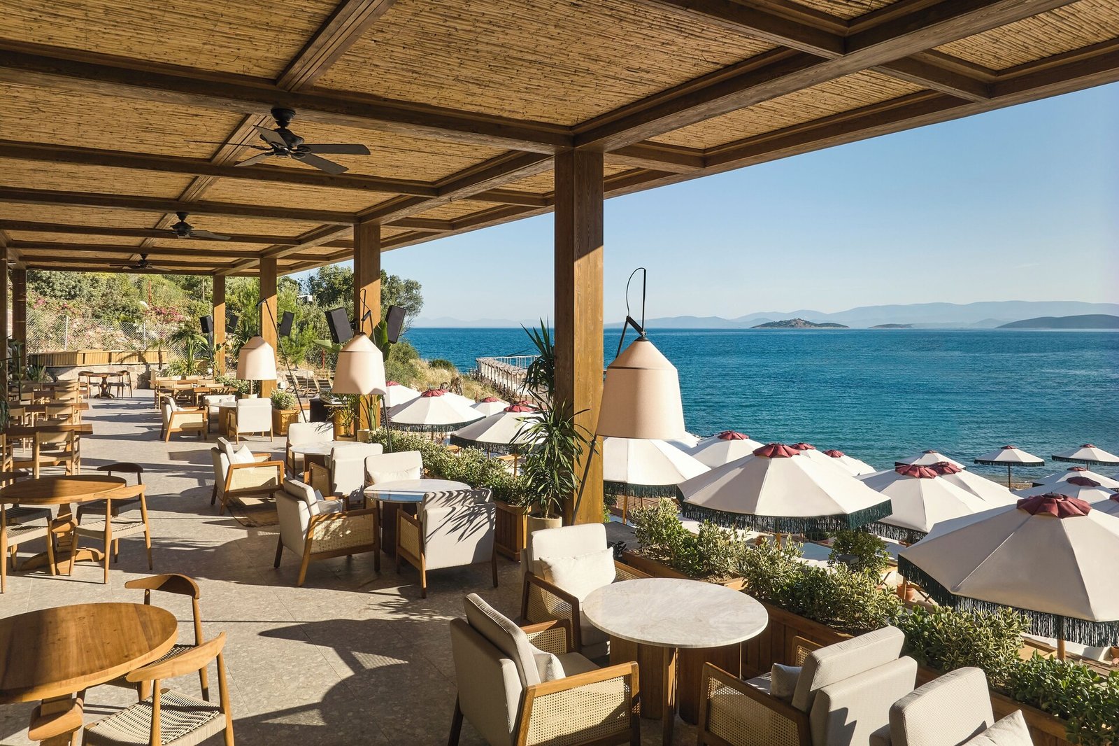 Hyde Bodrum, at the table