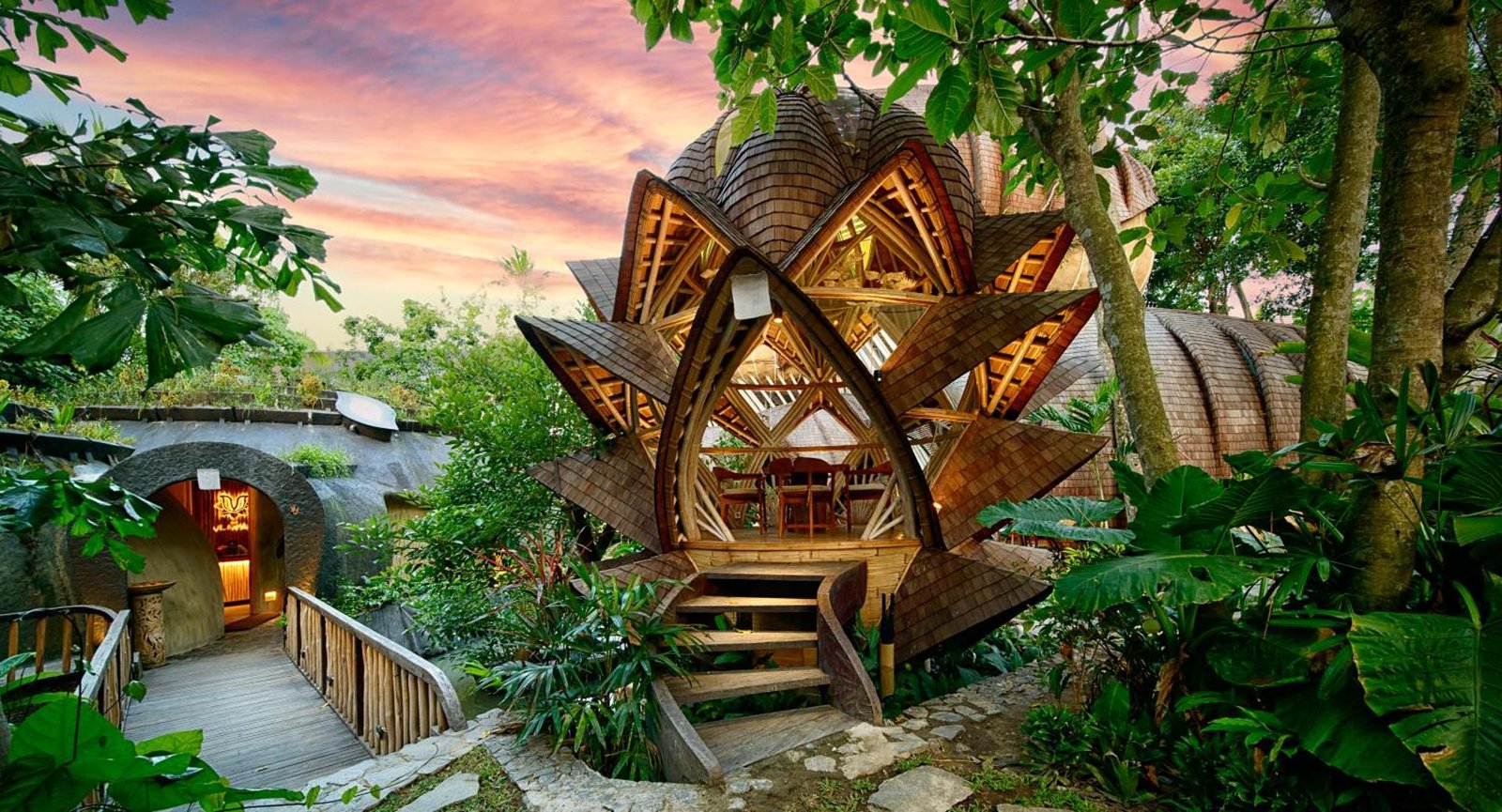 Ulaman Eco Luxury Resort, e.a.r.t.h. restaurant