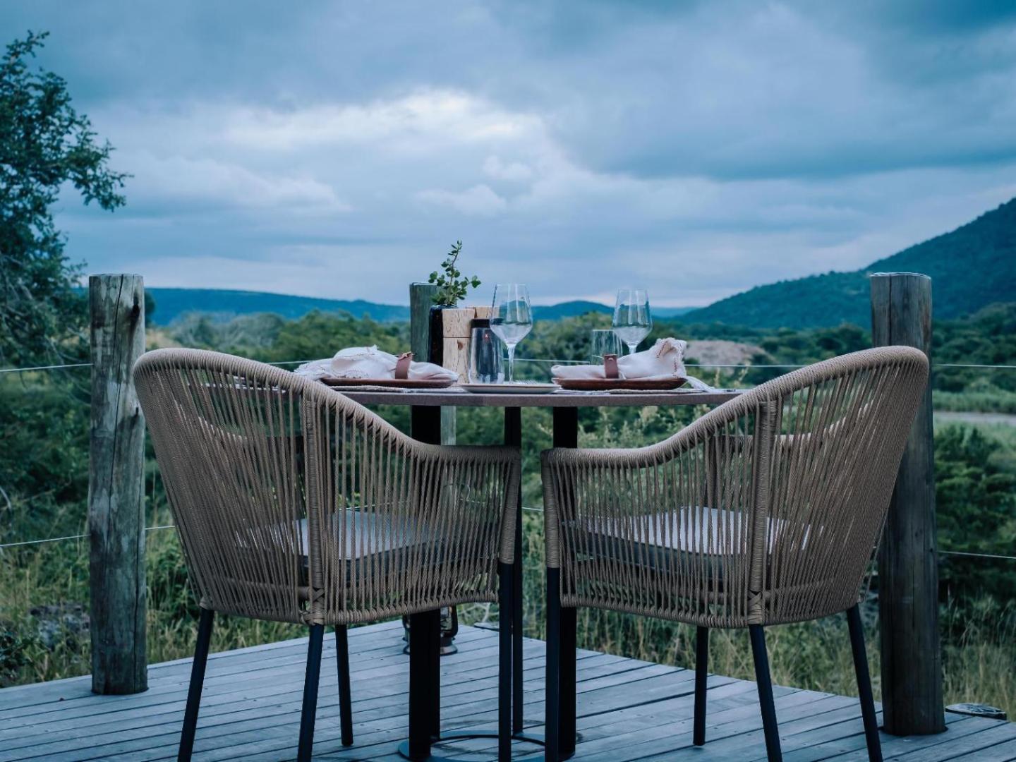 mFulaWozi Wilderness Private Game Reserve, eat & drink