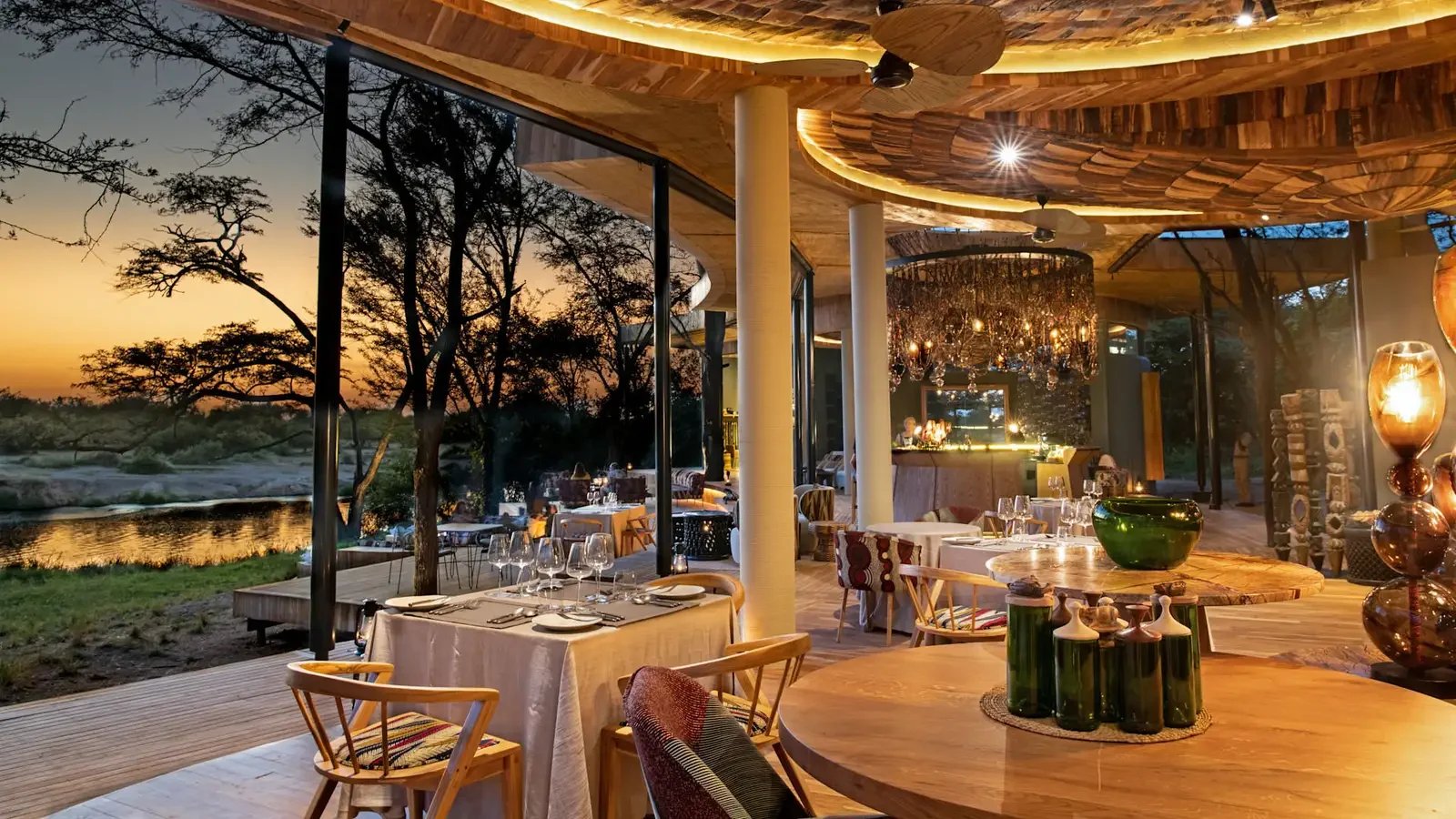 andBeyond Grumeti Serengeti River Lodge, eat & drink