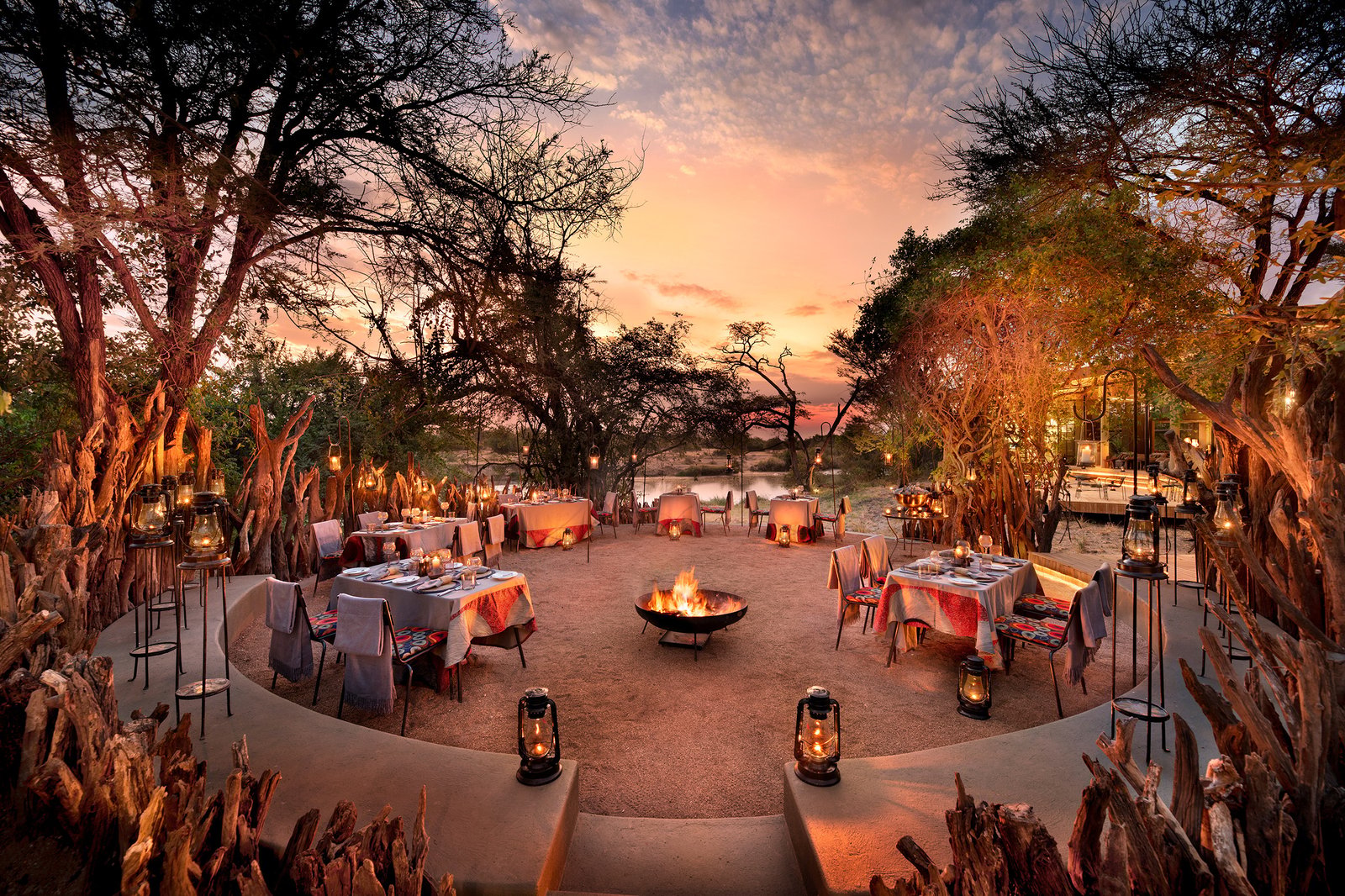 andBeyond Grumeti Serengeti River Lodge, eat & drink