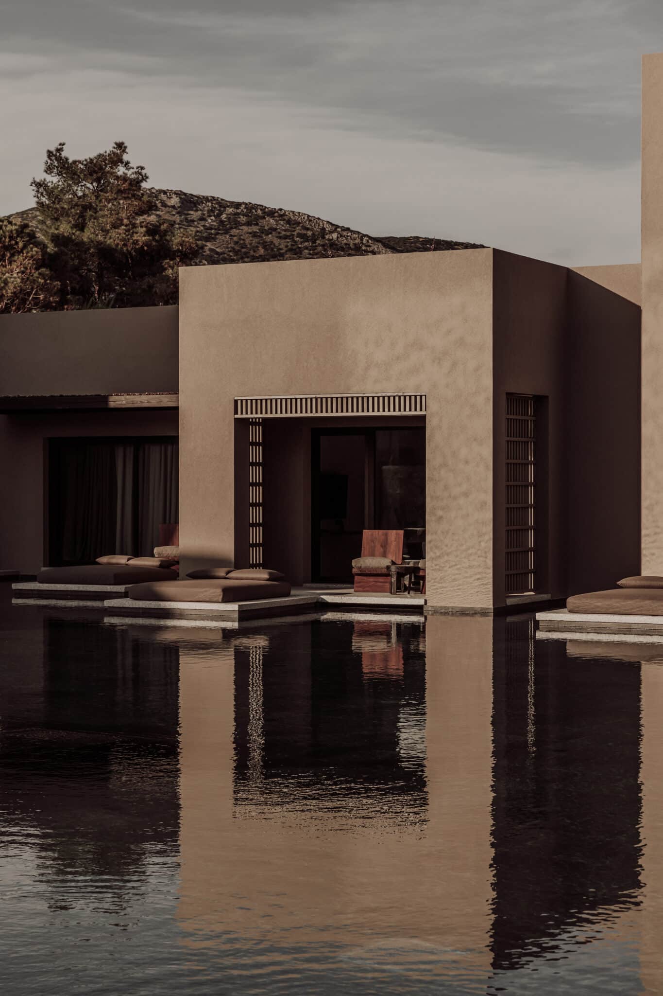 Casa Cook Samos, backstory