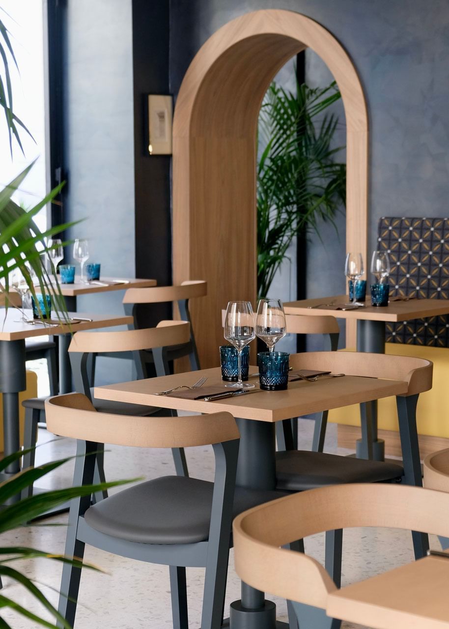 Mario de' Fiori 37 — eat & drink