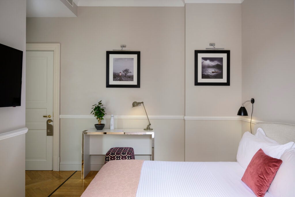 The Fifteen Keys Hotel — rooms