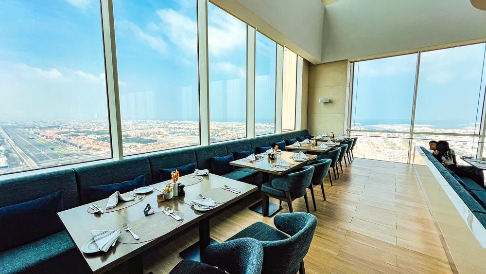 V Hotel Dubai, Curio Collection by Hilton, eat & drink