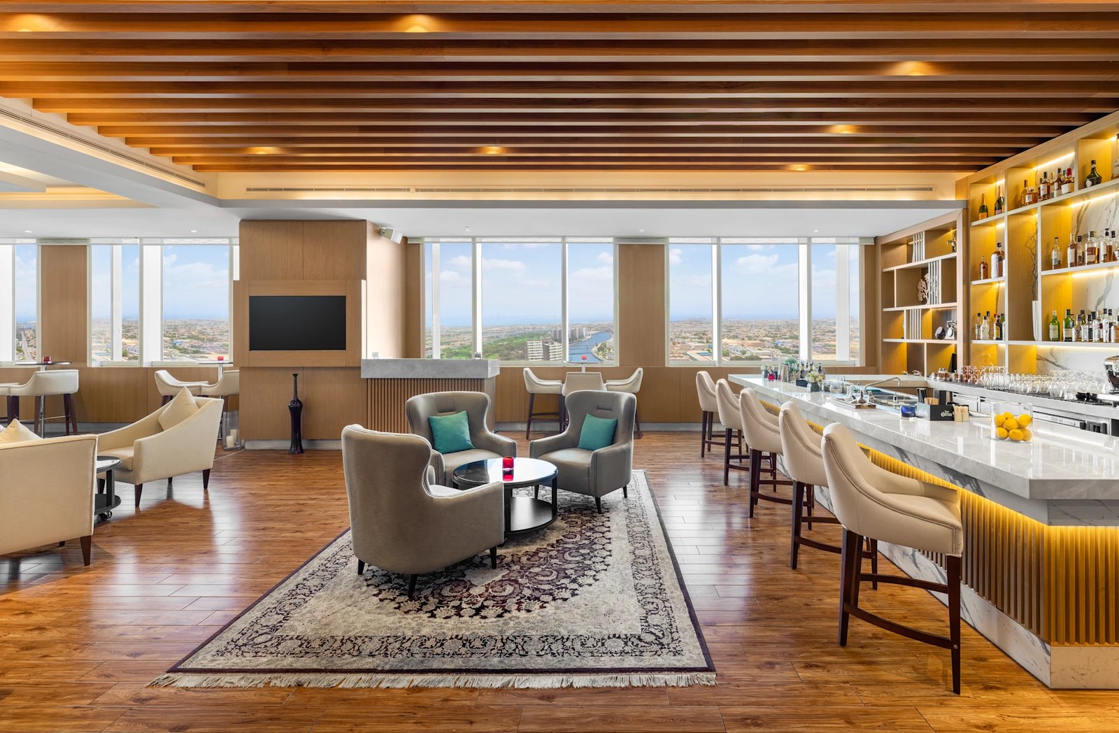 V Hotel Dubai, Curio Collection by Hilton, eat & drink