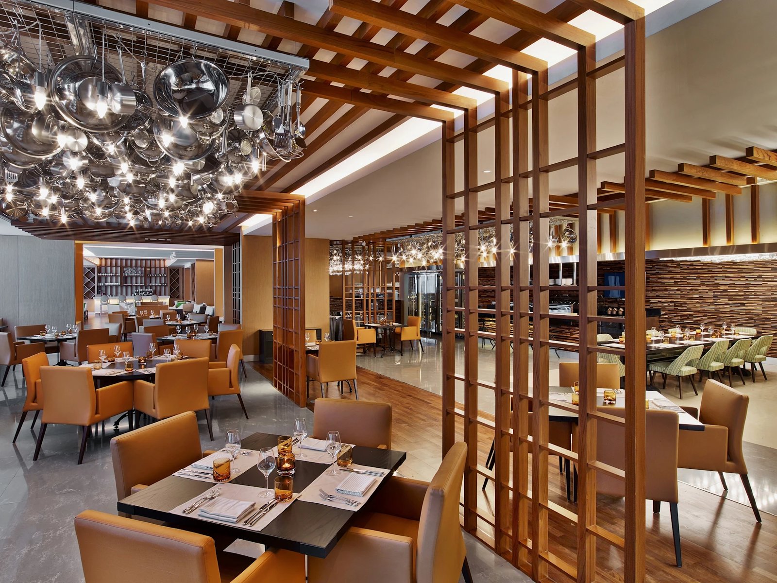 V Hotel Dubai, Curio Collection by Hilton, eat & drink