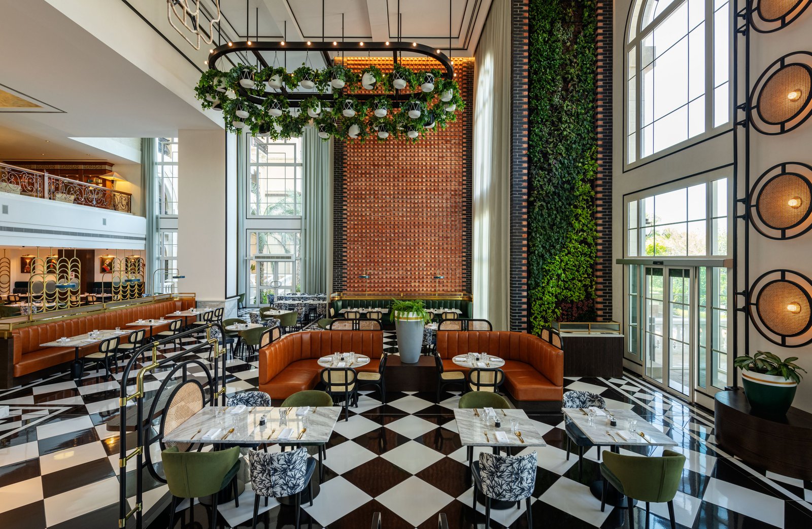 The Westin Dubai Mina Seyahi Beach Resort & Marina, eat & drink