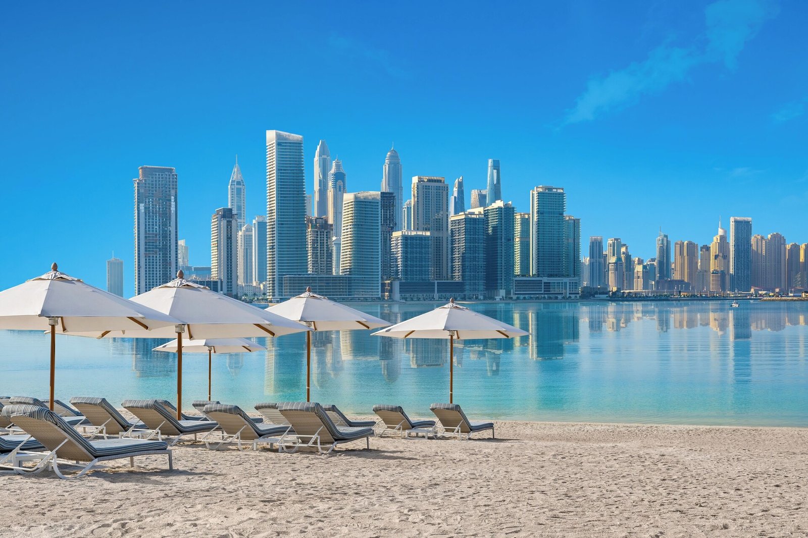 Dukes The Palm Dubai Hotel, vibe