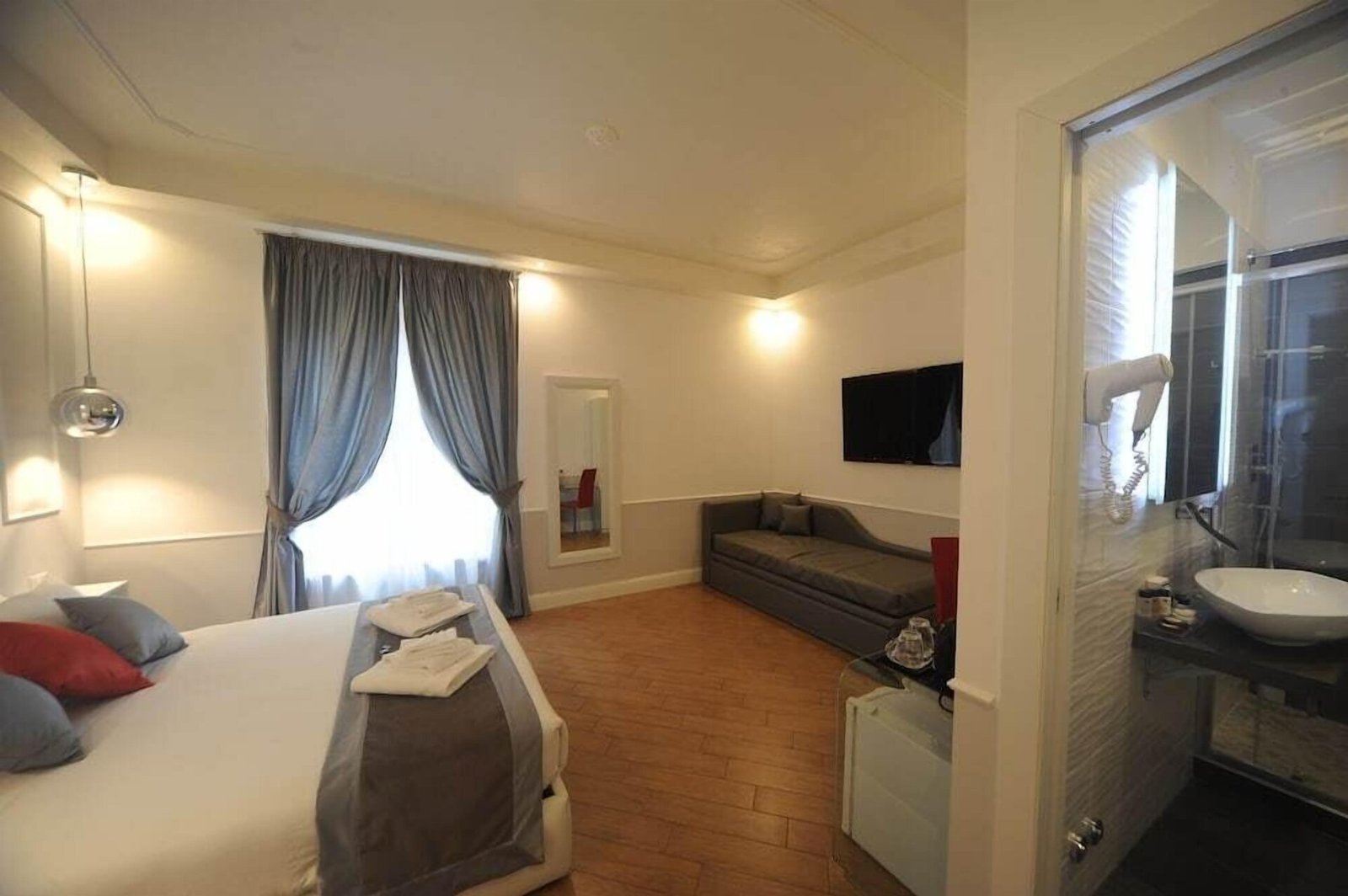 Inn Spagna