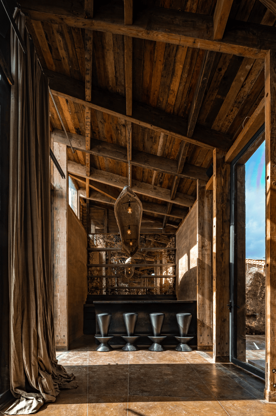 Casa Silencio, eat & drink