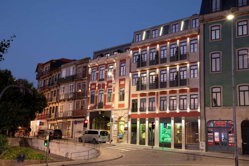 Se Catedral Hotel Porto, Tapestry Collection by Hilton, backstory