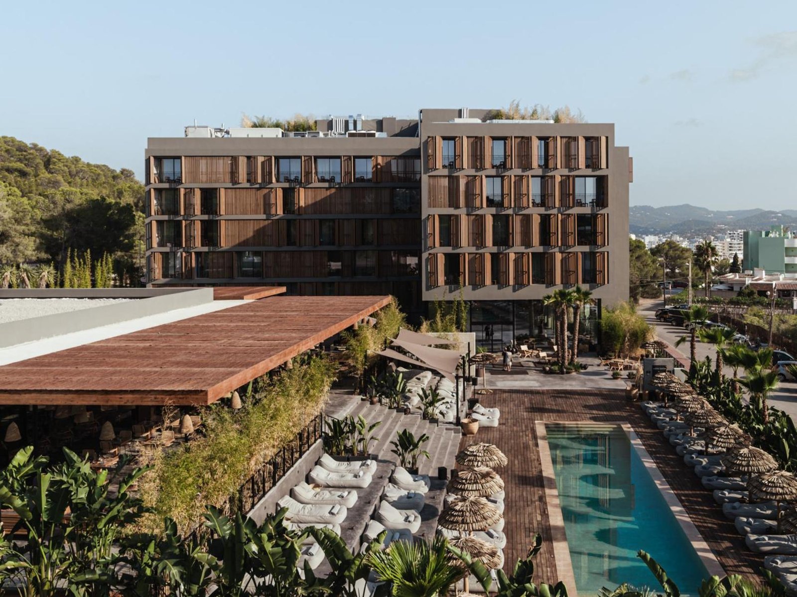 OKU IBIZA, backstory