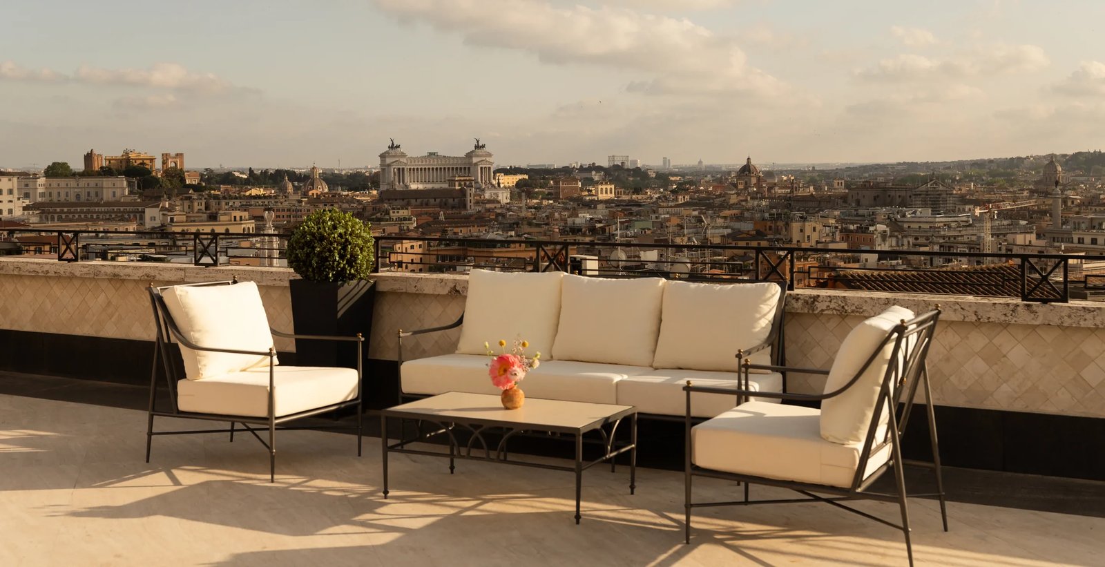 Hotel Hassler Roma — vibe