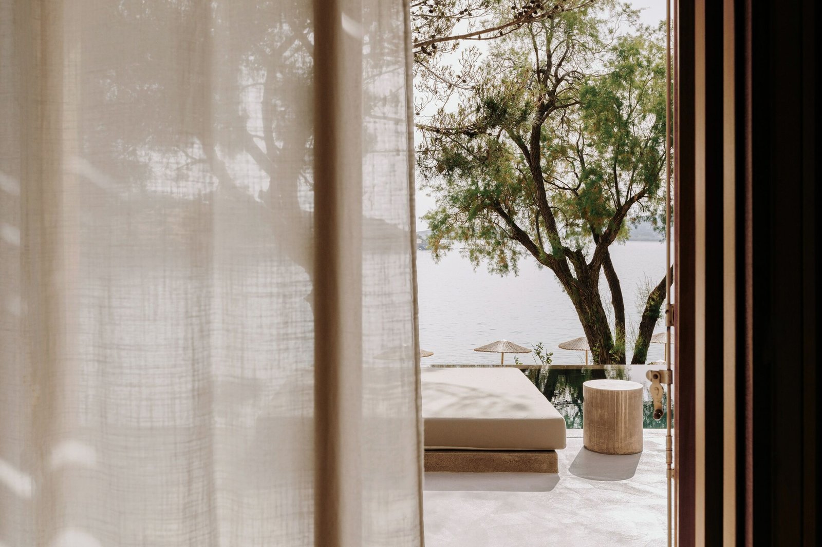 Minos Beach Art Hotel, rooms