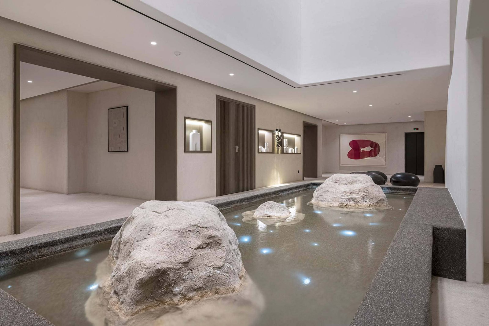 Aeonic Suites & Spa, vibe