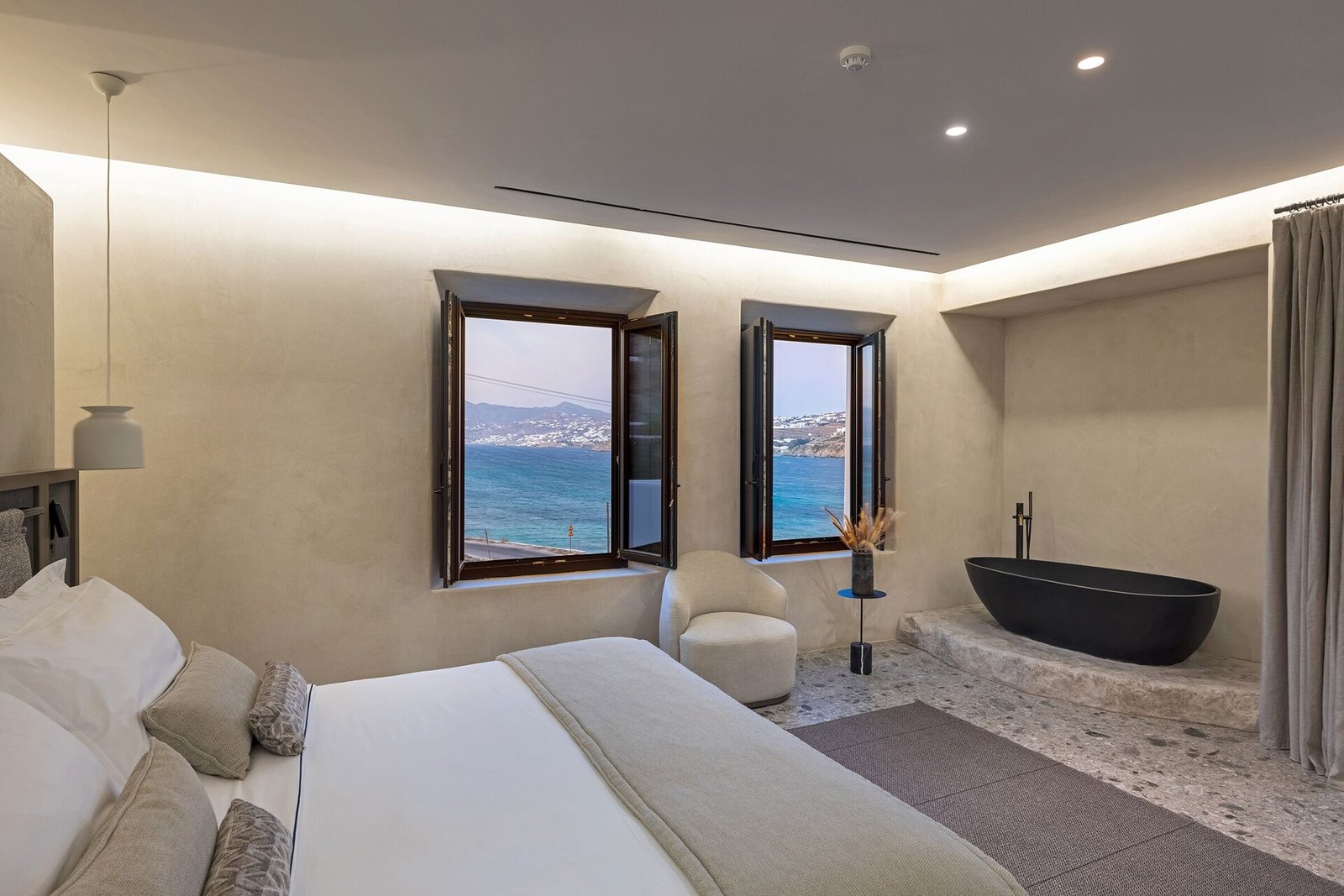 Aeonic Suites & Spa, rooms