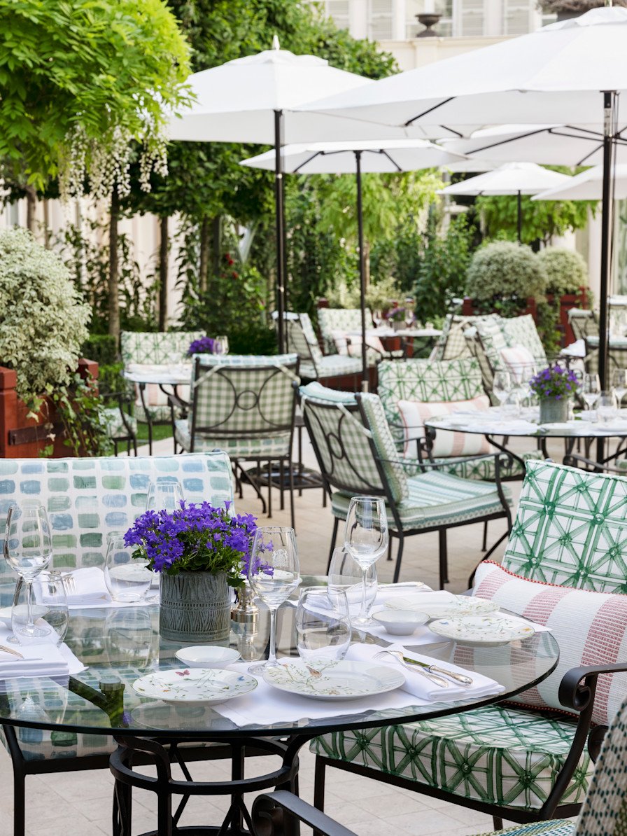 Hotel Le Bristol Paris — eat & drink