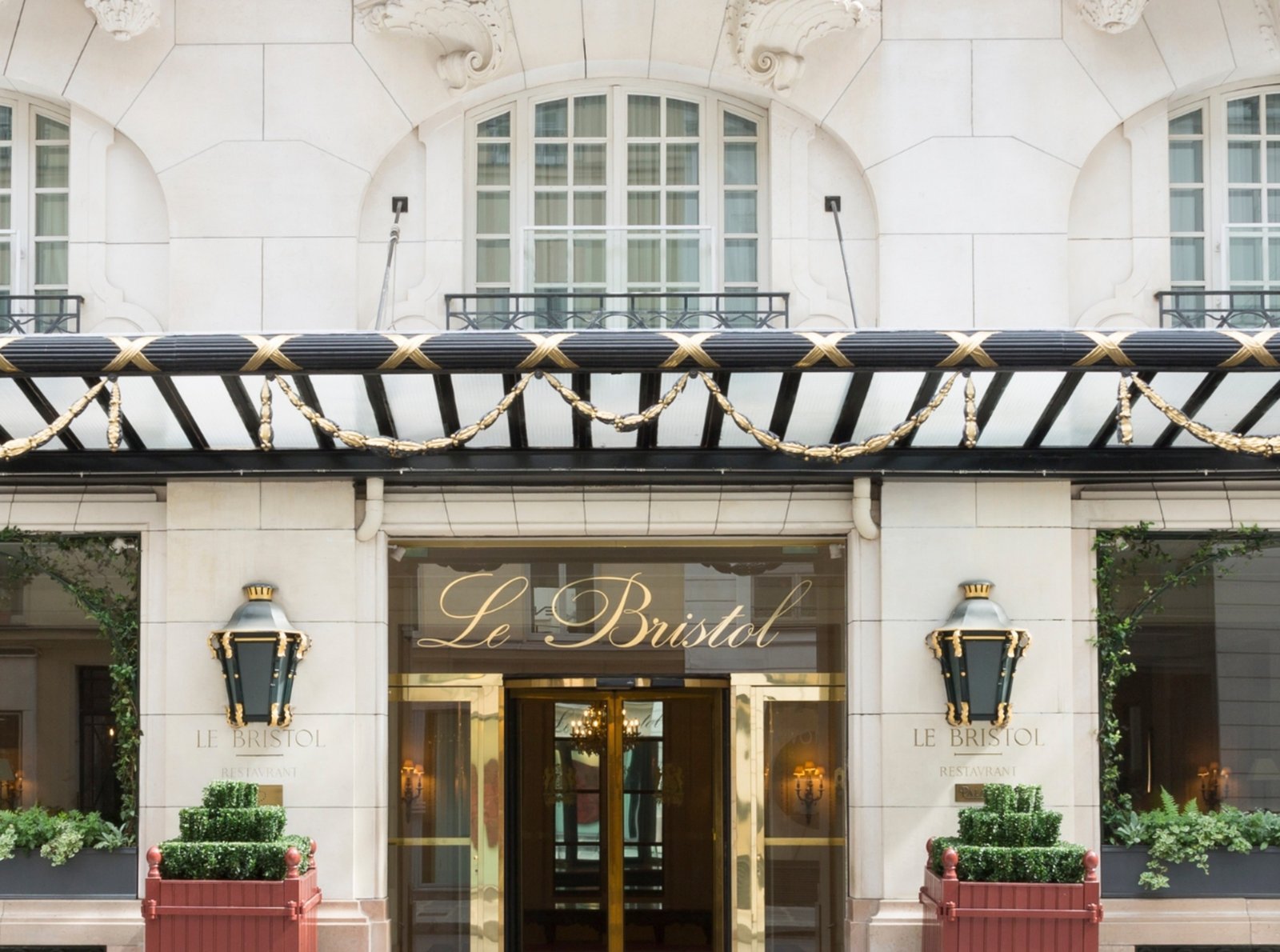 Hotel Le Bristol Paris, how it began