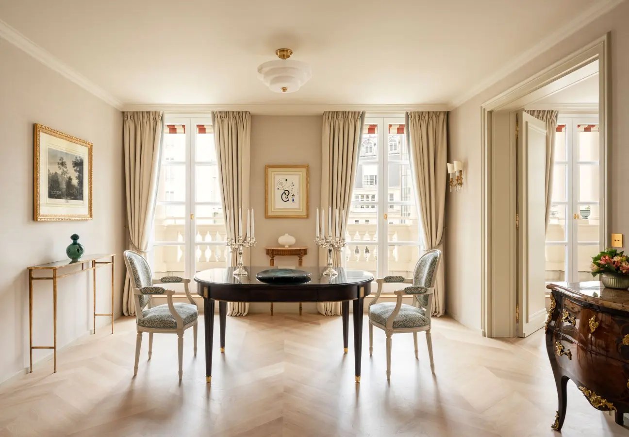 Hotel Le Bristol Paris — eat & drink