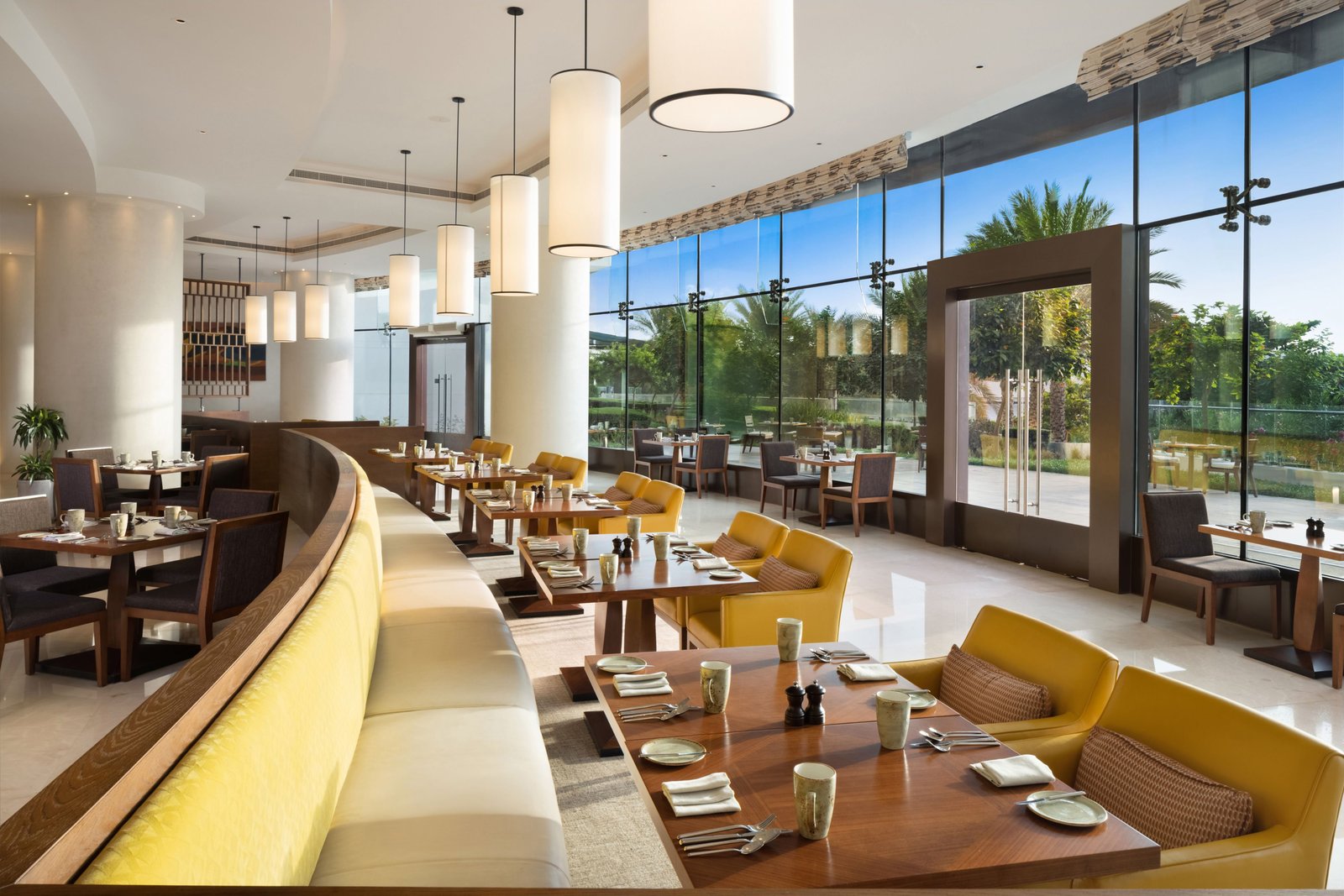 JW Marriott Hotel Muscat, eat & drink