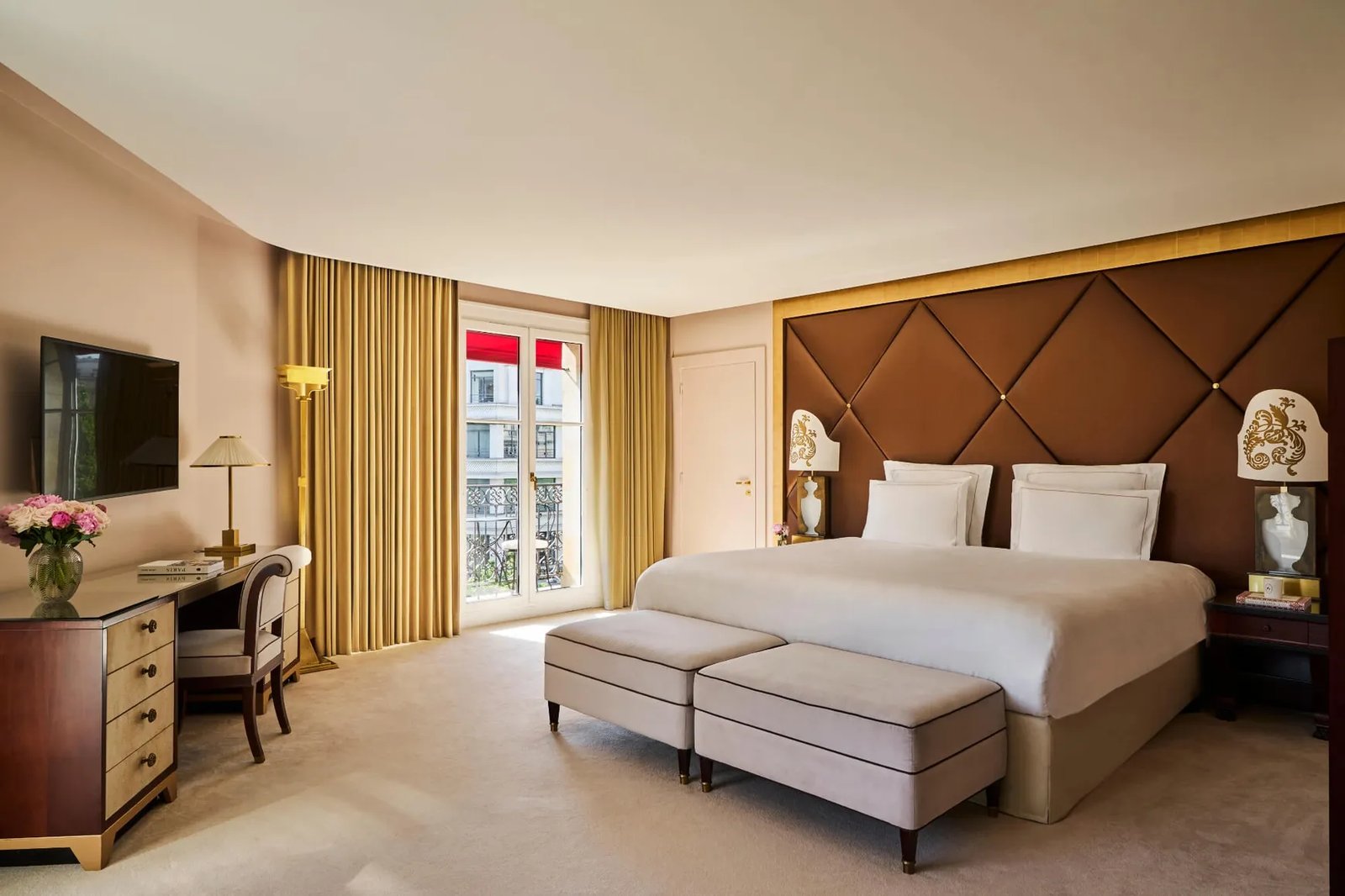 Hôtel Barrière Le Fouquet's — rooms
